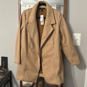 NEW unused Banana Republic Factory, petite coat, tan